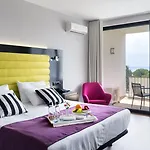 Eetu Begur, Affiliated By Melia (adults Only) ホテル