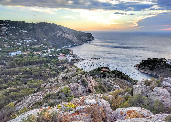 Eetu Begur, Affiliated By Meliá 4* Begur
