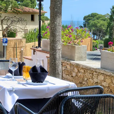 Eetu Begur, Affiliated By Melia (adults Only) ホテル 4*